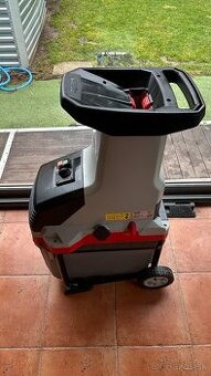 Predam raz použitý  Elektrický drvič LH 2810 Easy Crush je t