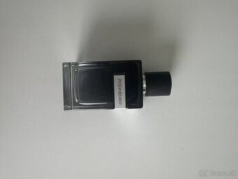 Yves Saint Laurent vonavka