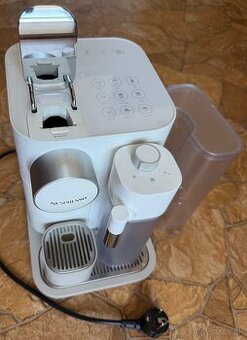 NESPRESSO De'Longhi Gran Lattissima White EN650.W