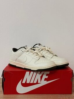 Nike Dunk Low Retro