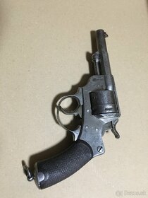 Historický revolver - 1
