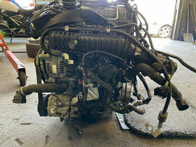 Predam kompletny motor BMW/MINI kod B38A15A