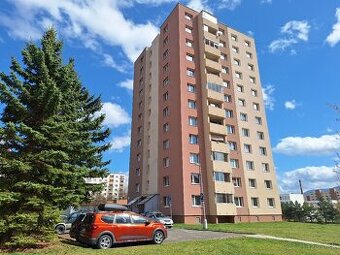 3 - izbový byt s loggiou na predaj, Hrušková, Lipt. Mikuláš