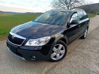Škoda Octavia Combi Scout CR 2.0 TDI 4x4 Xenon Navi