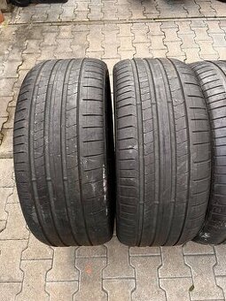 285/40R22 Pirelli letne