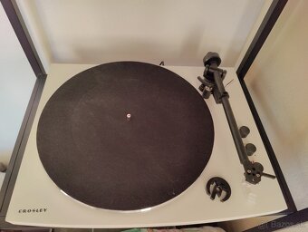 Predám gramofón - Crosley T150 White Gramofónová súprava