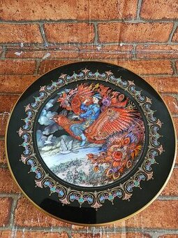 Porcelánový značený tanierik cena 12€/priemer-22cm/