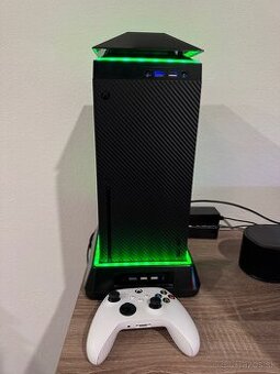 Xbox series X 1TB + hry