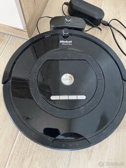 Predam roboticky vysavac irobot roomba 700