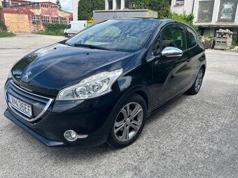 Peugeot 208 1.6 VTi 88kW, r.v. 2013, 148000km