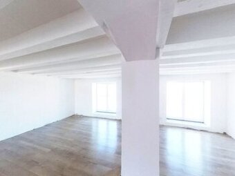 Nízke platby-Na predaj nebytový priestor s balkónom 75,26m2