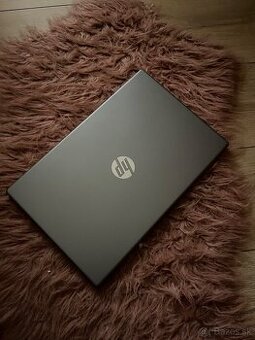 Predám notebook HP 255 G10