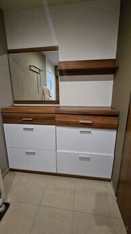 Šatníková zostava