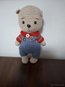 Háčkovaný macko