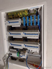 Elektrikár, Elektroinštalacie, Opravár