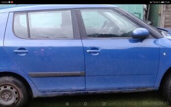 Skoda Fabia 2 dvere práva strana