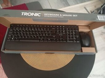 Set bezdrôtová klávesnica a myš