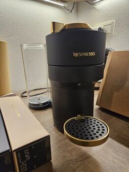 Nespresoo Vertuo Pop+ Deluxe Matte Black DeLonghi