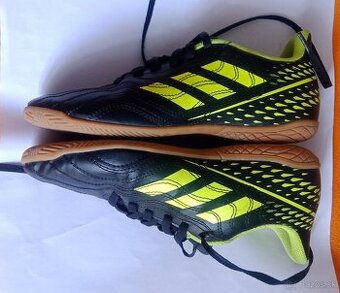 Halové kopačky Adidas - VD 22cm