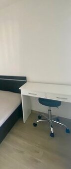 Toaletny/kozmeticky stolik 80x40cm
