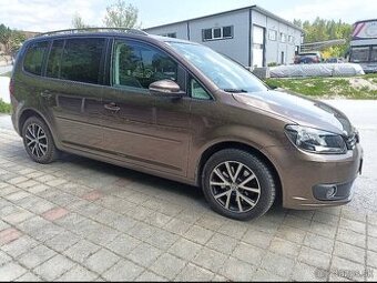 VW TOURAN DSG - PREDAJ AJ NA SPLÁTKY