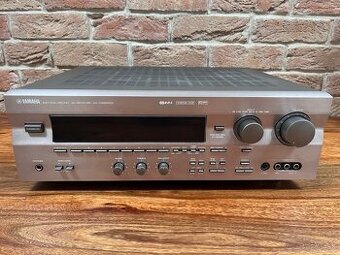 Yamaha RX-V595RDS stereo / 5.1 receiver