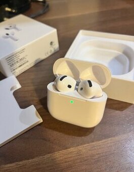 Airpods 4 s ANC