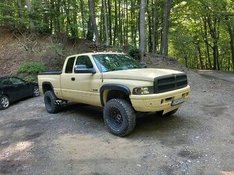 Dodge RAM 5.2 V8 4x4 lpg