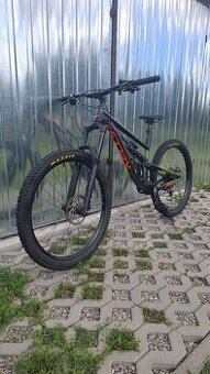 Kellys swag 50 2019 M + vidlica