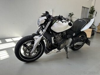 Honda HORNET 600 - 1