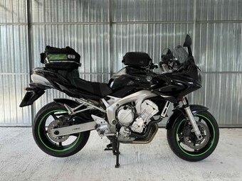 Yamaha FZ6 Fazer S2