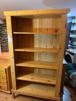 Nabytok z borovice, kniznica, komoda nocny stolik, policka