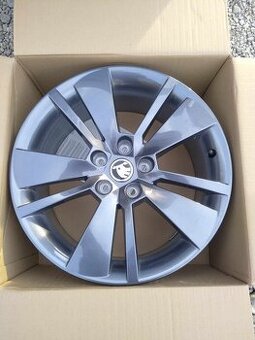18" alu originál ŠKODA 100 % stav.