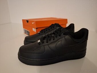 NIKE AIR FORCE 1- black, 45,5