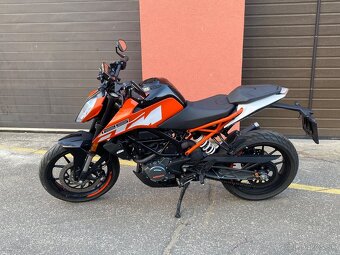 KTM Duke 125