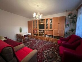 REZERVOVANÉ: Slnečný 2-izbový byt s balkónom na ulici Obranc - 1