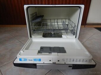 malá umývačka riadu Electrolux