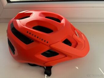 Predám prilbu na MTB Rockrider EXPL 500