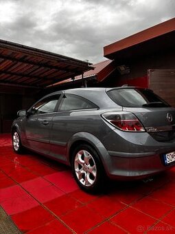 Opel Astra ( H ) GTC