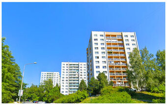 Priestranný 2i byt BB / 72 m2 + 3 loggie / Rudohorská ulica