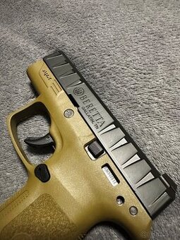 BERETTA APX