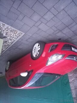 Predam auto Opel corsa