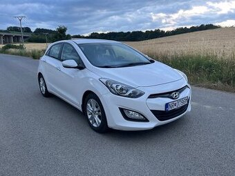 Hyundai i30 1.4 mpi ,98000km