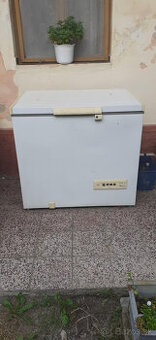 Mraziaci box 240 L