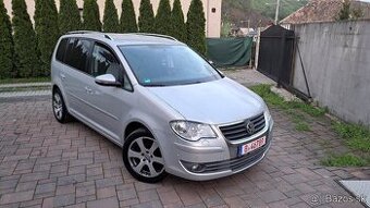 Volkswagen Touran 2.0TDI Xenon
