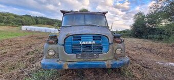 Tatra 148