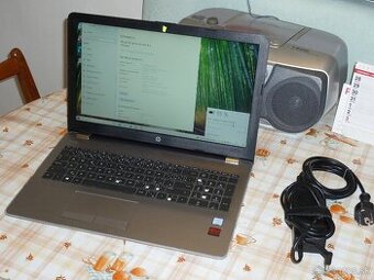 Predám notebook HP 250 G6 s menším nedostatkom