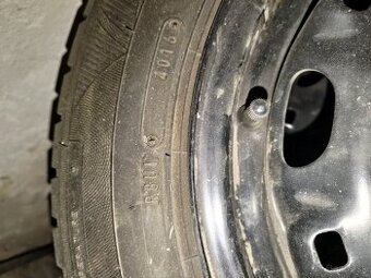 165/70 R14 81T - Kolesá oceľové s pneu