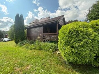 Predaj nádherného stavebného pozemku so záhradným domčekom v