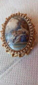 Brošne hodiny a iné.